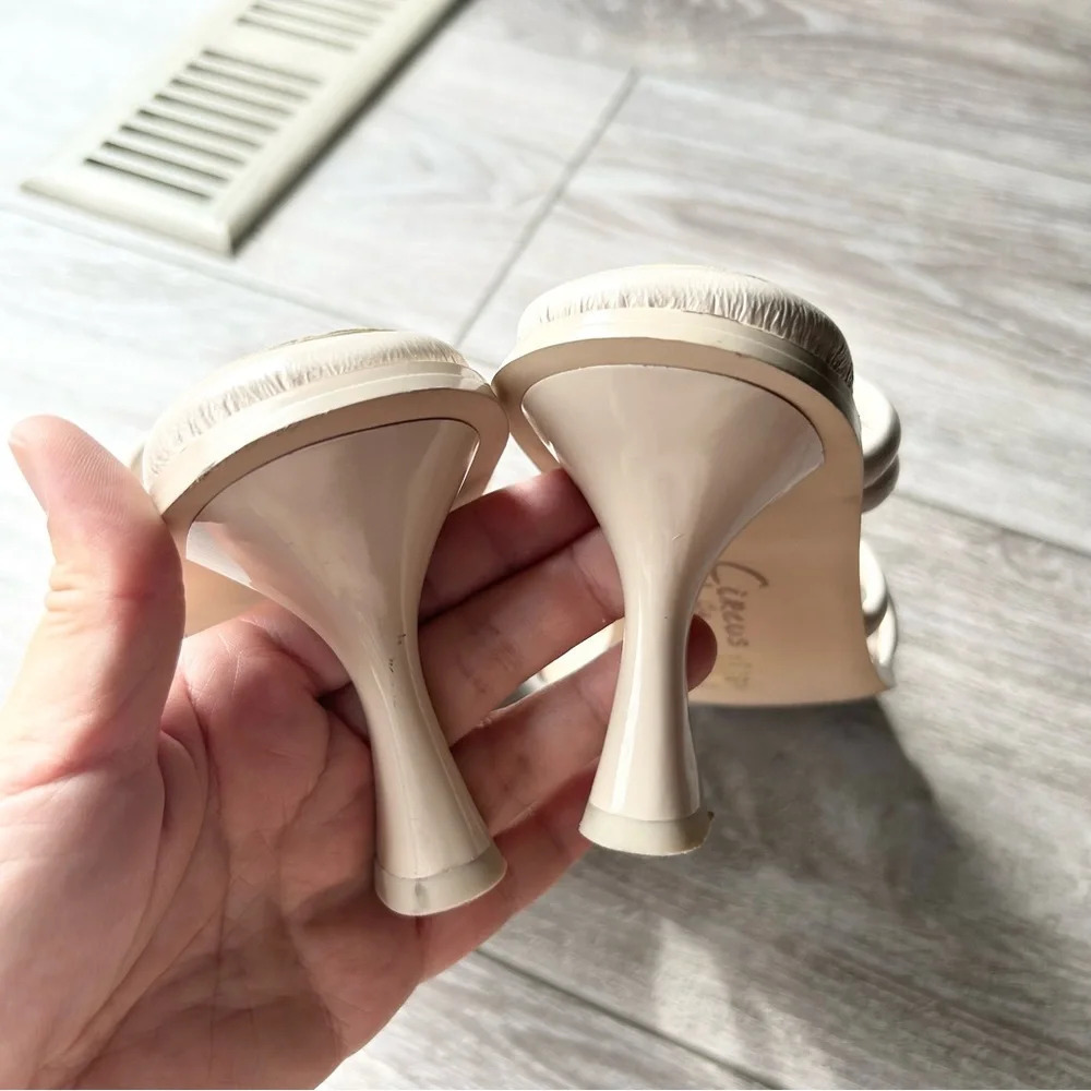 Circus by Sam Edelman Savanna Sqaure  Toe Strappy Sandal in Vanilla Bean - Picture 8 of 13